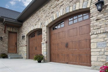 Noisy Garage Door? Her’s How To make Your Garage Door Quieter